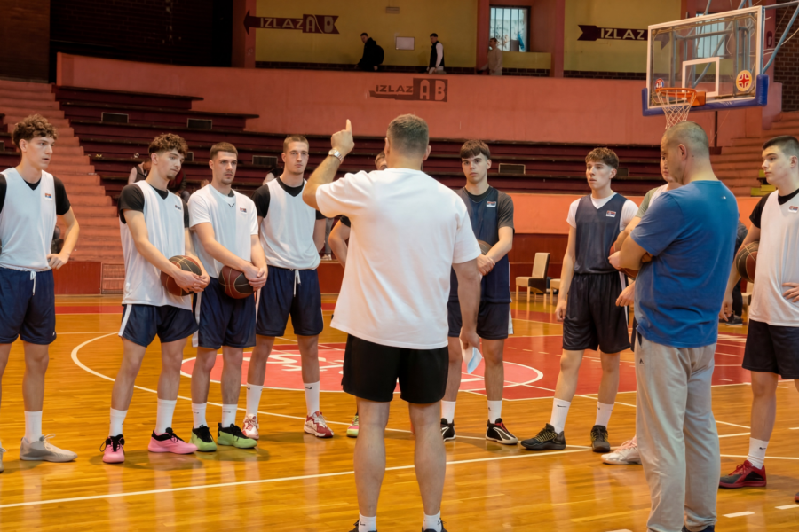 KAKO SE STVARAJU REPREZENTATIVCI? Pomoćnik selektora podelio znanje sa trenerima Zapadne Srbije!