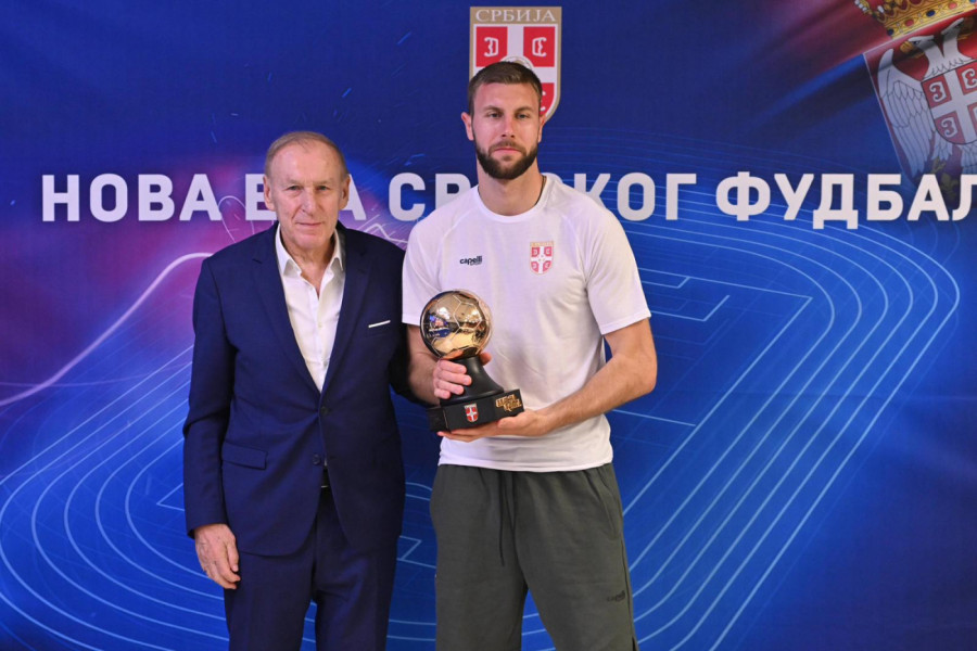 PAVLOVIĆ NAKON OSVAJANJA "ZLATNE LOPTE": Pomenuo meč u Lisabonu i nedavni gol u Torinu!