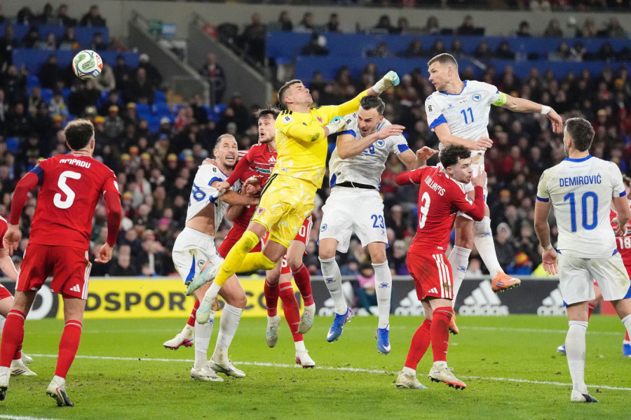 URNEBESAN TRANSPARENT U BANJA LUCI: Lešinari podržali Italiju uoči istorijskog meča u Zenici! (FOTO)