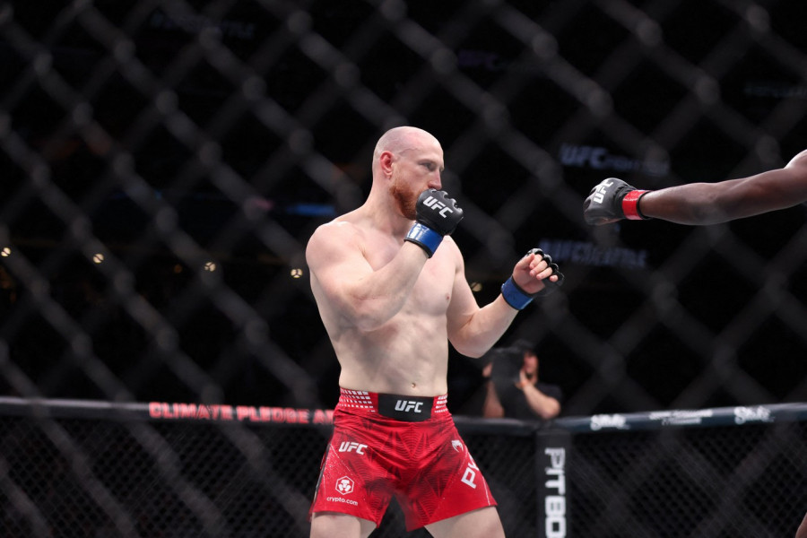 "HTEO SAM DA SE UBIJEM": Nokautirao Adesanju, pa šokirao priznanjem! (VIDEO)