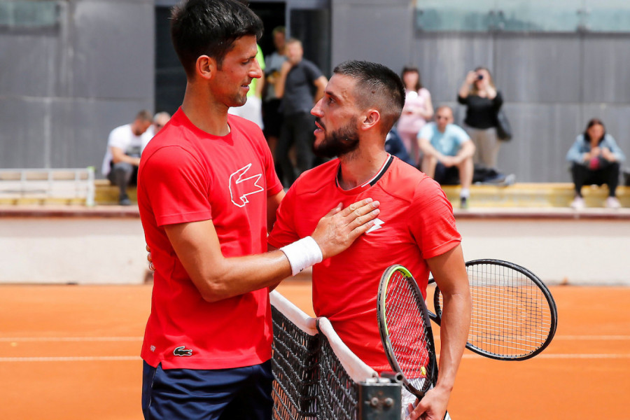 LJUDSKA ZLOBA NEMA GRANICE: "UMRITE TI I TVOJA PORODICA!" Teniski svet u šoku nakon ispada!