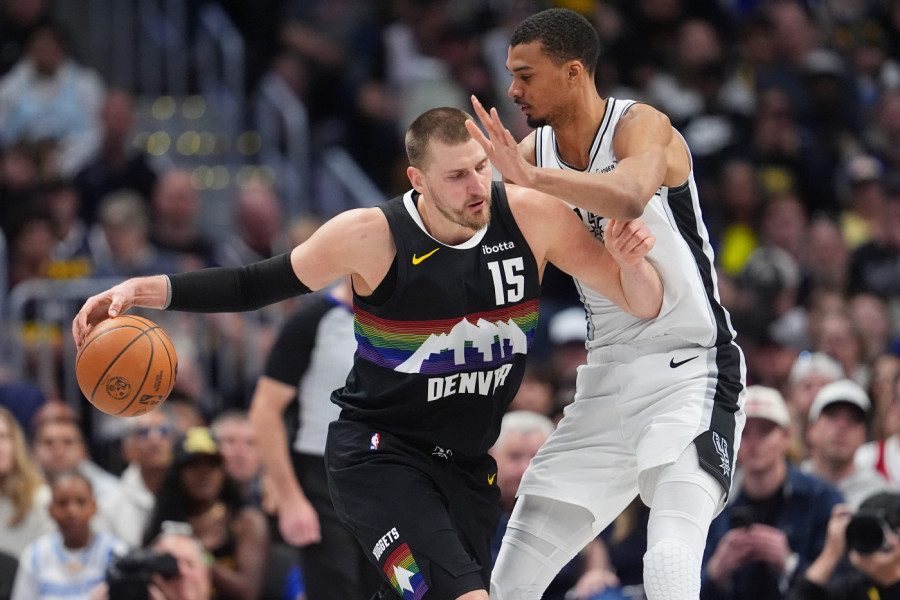 NIKOLA JOKIĆ GLEDA I NE VERUJE: Novo priznanje za njegovog velikog rivala!