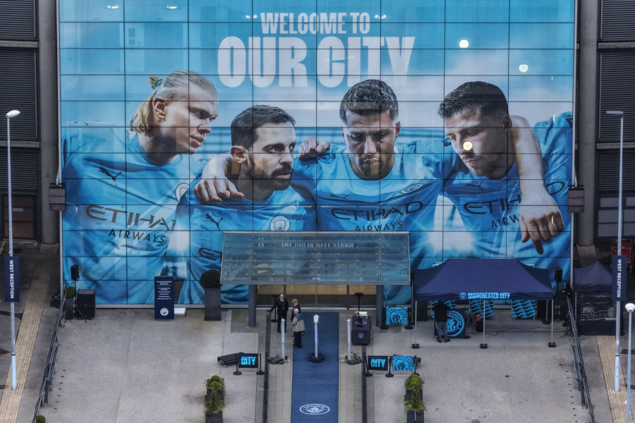 STIGLA ZVANIČNA POTVRDA: Legenda kluba napušta Mančester Siti!