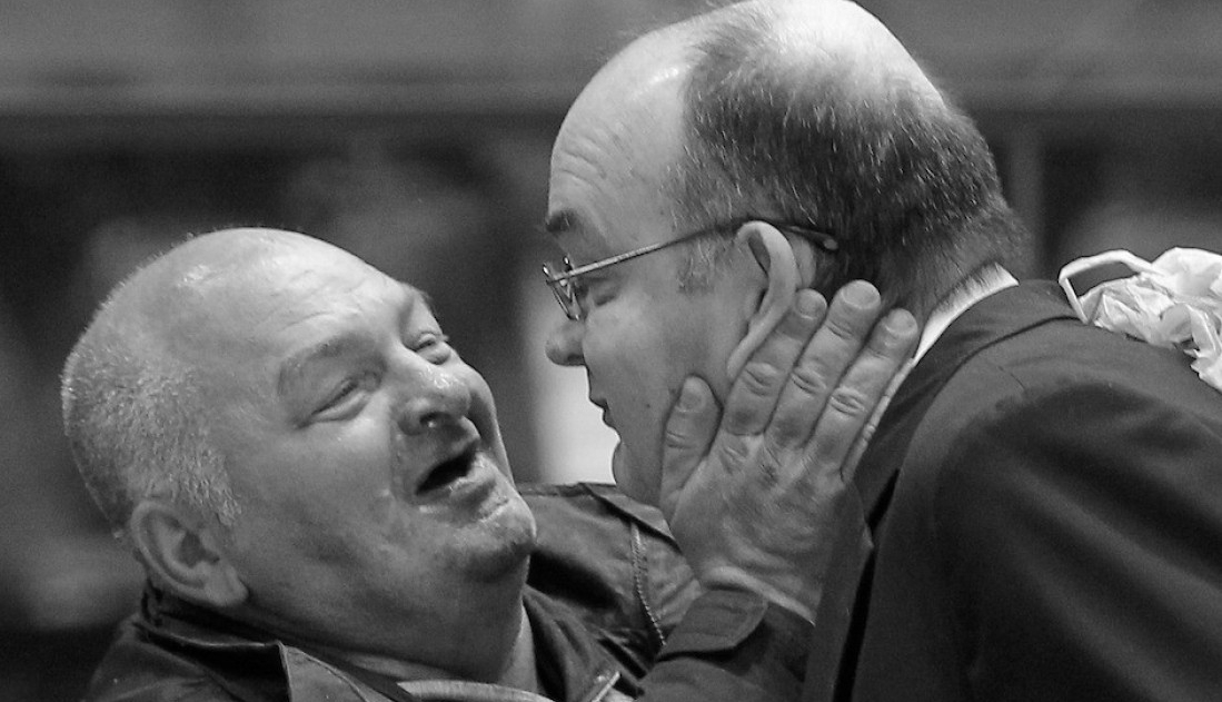 NJEMU JE VUJOŠEVIĆ BIO SVE,  A OVO LEDI KRV U ŽILAMA: Neverovatno šta se desilo na dan Duškove smrti u vezi Miše Tumbasa