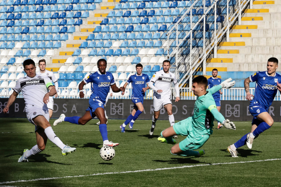 GOLČINA DEMBE SEKA! Partizan odmah poveo pred praznim tribinama u Novom Pazaru! (VIDEO)