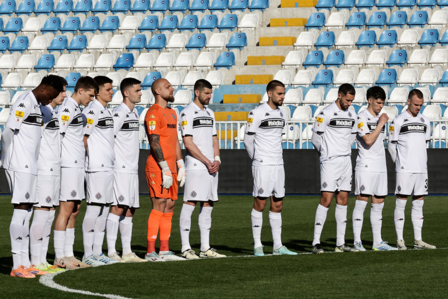 PARTIZAN VERUJE IGRAČIMA: Novi ugovori za ovu dvojicu fudbalera!