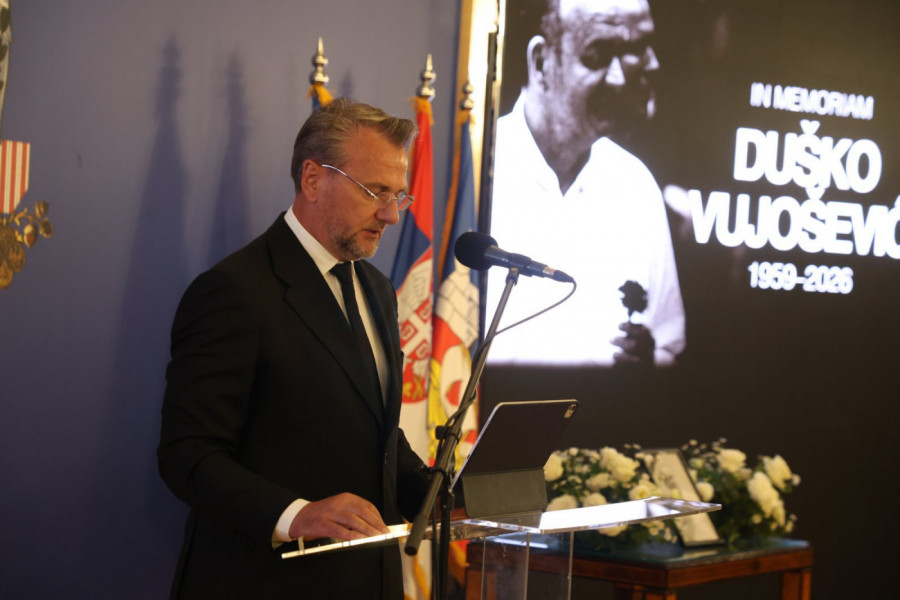 "DULE, HVALA NA PRIJATELJSTVU!" Ostoja Mijailović emotivno na komemoraciji Vujoševiću! (VIDEO)