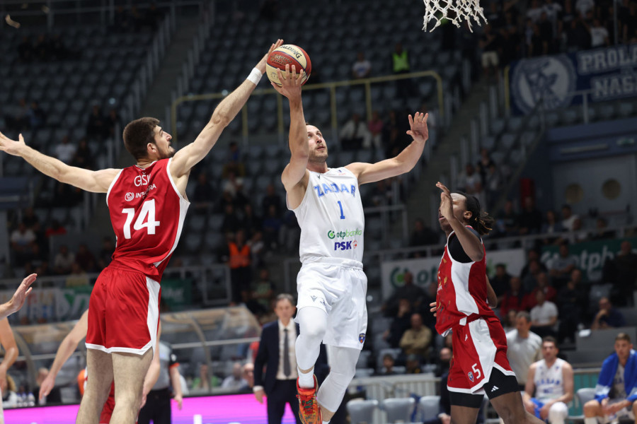 ZADAR SRUŠIO PANTERE: Prekinut niz FMP, drama za plej-in dostiže usijanje!