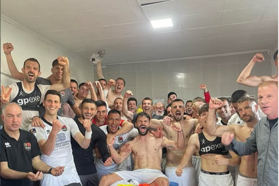 PREOKRET ZA NADU: Kroz Kabelov dvogled nazire se obala