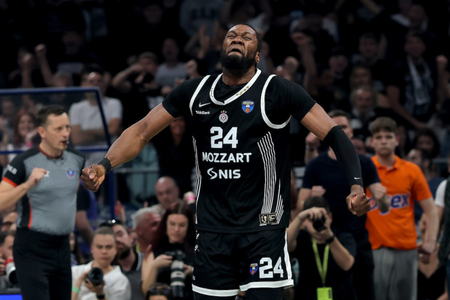 STALNO ME UDARAJU I PROĐU NEKAŽNJENO: Bruno Fernando opleo po igračima Zvezde i sudijama