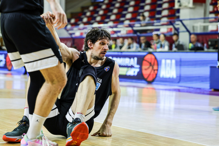 KRAJ SNA O PLEJ-OFU: Ilirija slavila protiv FMP u Železniku!