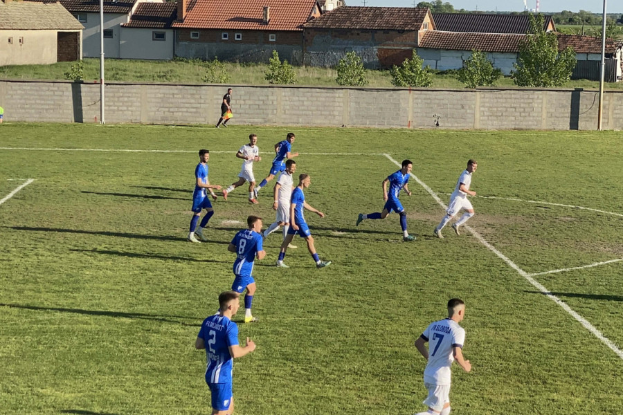 BEZ GOLOVA U DONJEM TOVARNIKU: Sloboda dominirala, Mladost odnela bod!