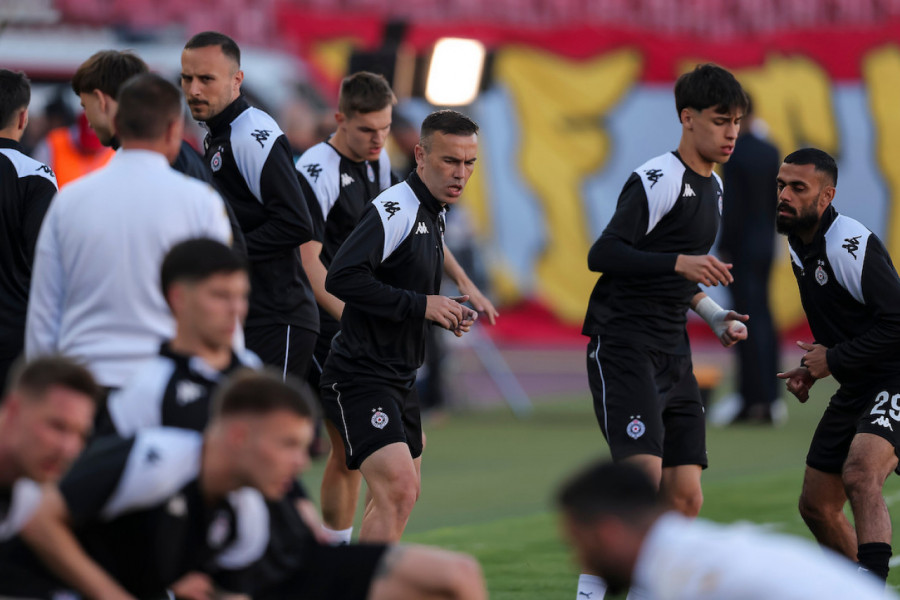 (SASTAVI) VELIKI PROBLEM ZA PARTIZAN: Blagojević morao da menja, Stanković ponovo sa tri pozadi