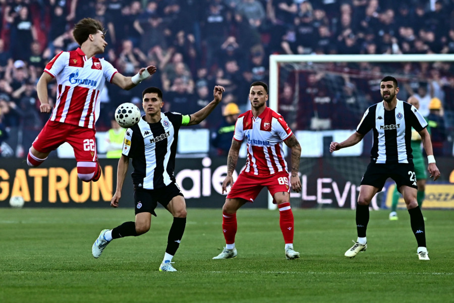 PARTIZAN ŠOKIRAO ODLUKOM TOKOM DERBIJA! Crno-beli ovim potezom iznenadili sve!