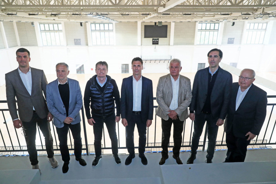 Ministri Darko Glišić i Zoran Gajić posetom upriličili Nacionalni odbojkaški trenažni centar