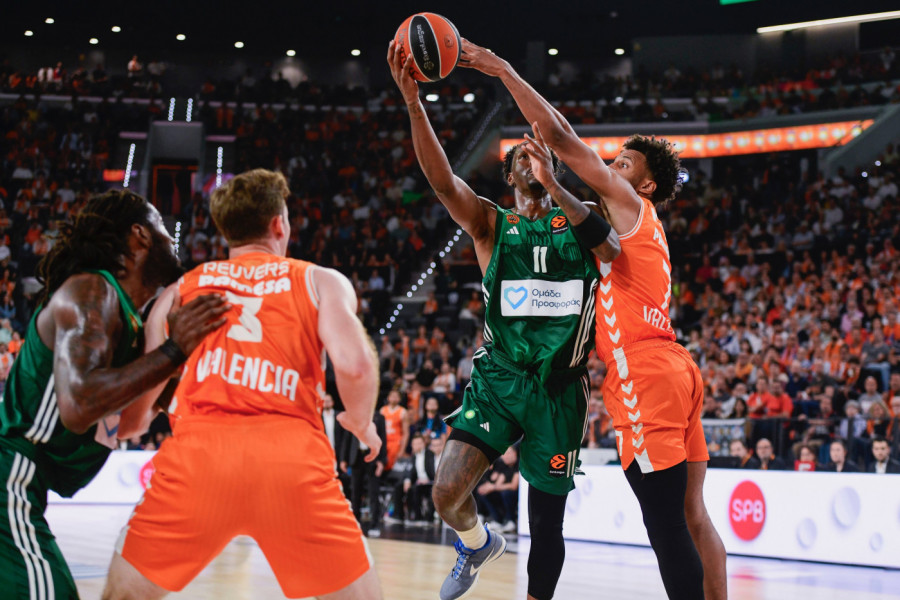 KAKVO VEČE U EVROLIGI: Fener grabi ka odbrani titule, Hejs-Dejvis u poslednjoj sekundi srušio Valensiju! (VIDEO)