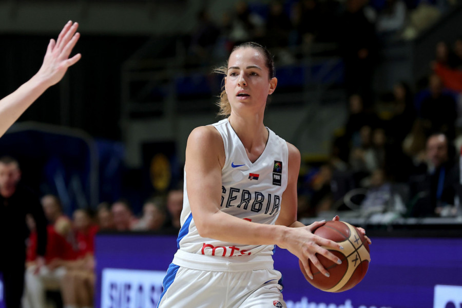 WNBA DEBI SRPKINJE IZ SNOVA! Jovana Nogić upropastila rivalke - odmah je dobila nagradu! (VIDEO)