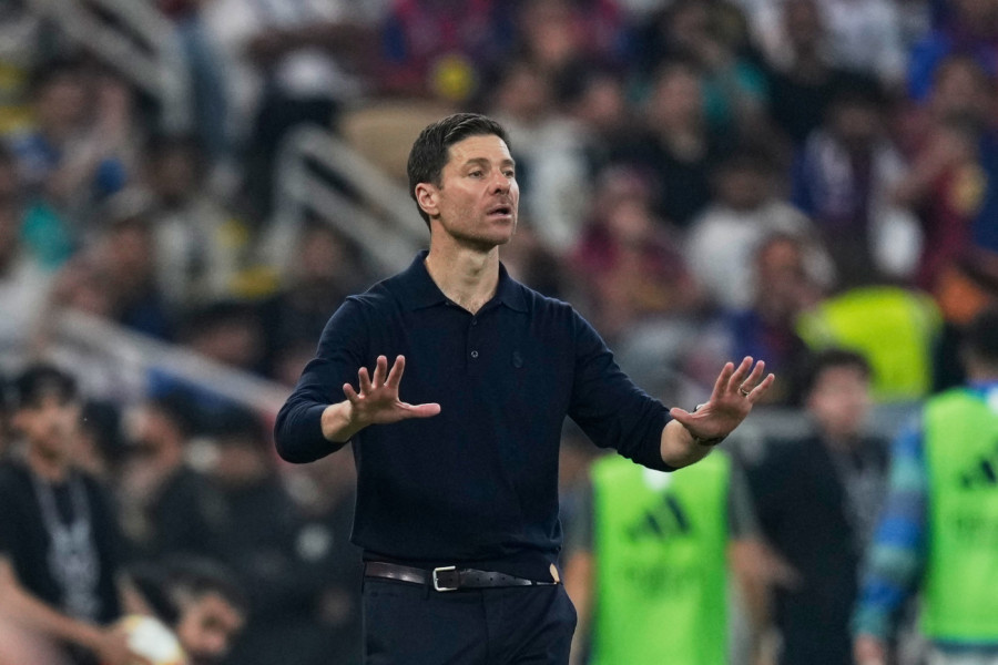 ČUVENI INSAJDER POTVRDIO! Ćabi Alonso ima novi posao!
