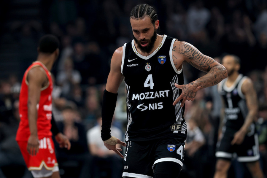 "OBOŽAVAM GA"! Vašington otkrio heroja pobede Partizana, NJEMU je poslao posebnu poruku!