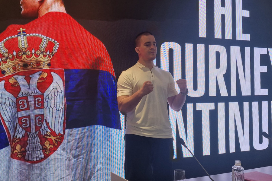 POTPISAO DUŠKO TODOROVIĆ: Istorijski ugovor za našeg borca (FOTO, VIDEO)