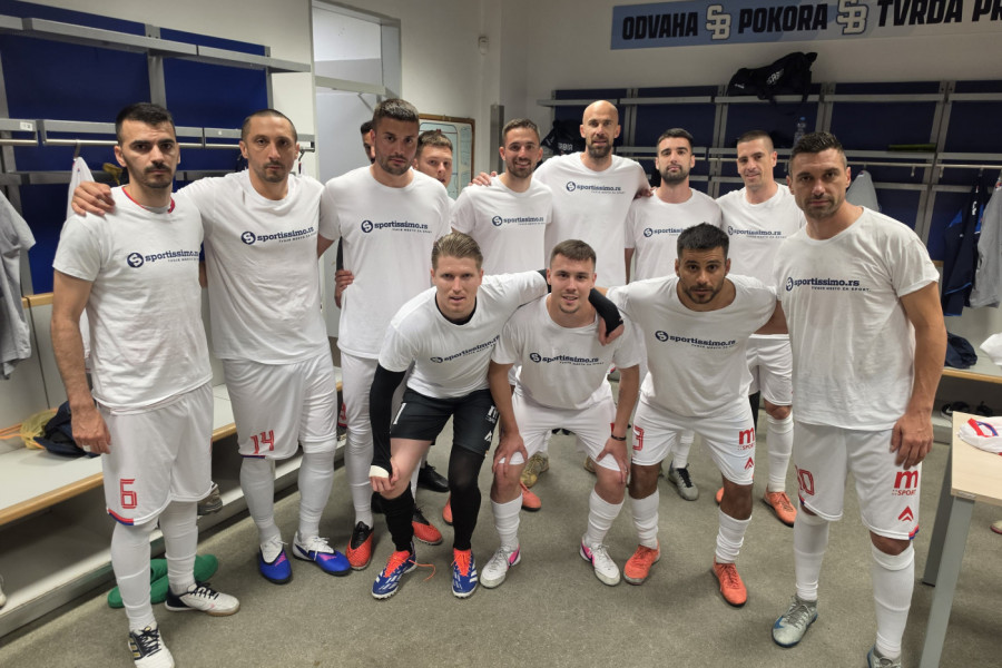 ŠAMPIONI EVROPE U SPORTISSIMO OPREMI! Pogledajte kako je reprezentacija Srbije izašla na zagrevanje pred meč sa Belgijom! (VIDEO)