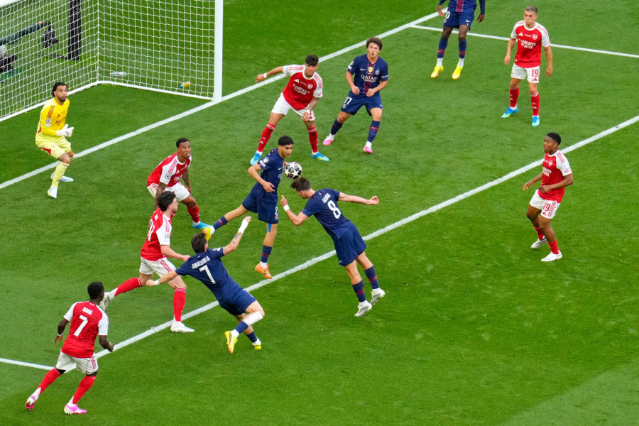 GRMELI FRANCUZI, ALI UZALUD: Evo zašto PSG nije dobio penal!