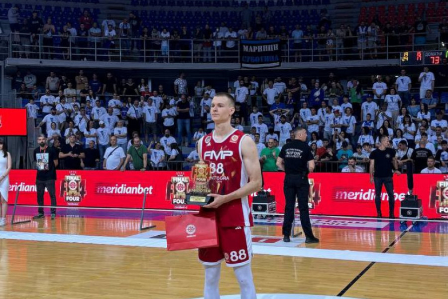 ZVANIĆNO! Andrej Barna MVP!