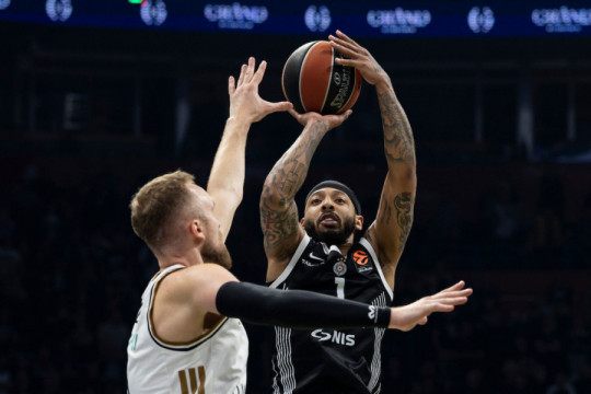OČAJNA ODBRANA PRESUDILA PARTIZANU! Dubai napravio prvi korak ka tituli ABA lige!