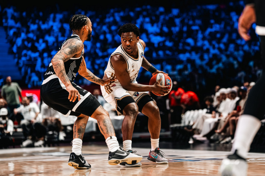 ŽESTOKA BORBA: Vodi Partizan, Dubai diše za vratom!
