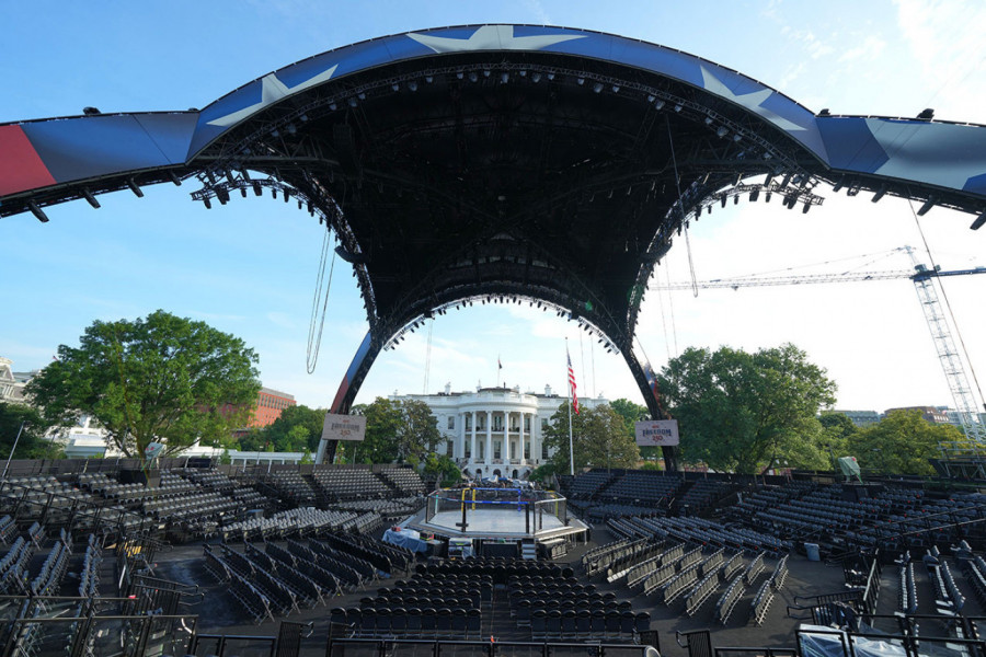 CELA AMERIKA PRIČA O OVOME: Evo kako Donald Tramp slavi 80. rođendan (FOTO)