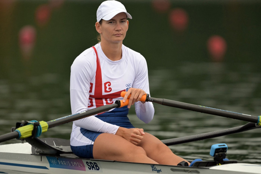 "OVA MEDALJA PRIPADA..." Jovana Arsić o zlatu na Svetskom kupu u veslanju