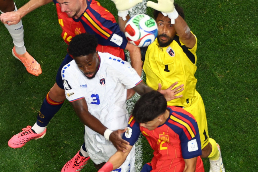 ŠOK POSLE ŠPANIJA - ZELENORTSKA OSTRVA! "Vraćamo se kući pre vremena!" - Španski mediji u PANICI posle senzacije