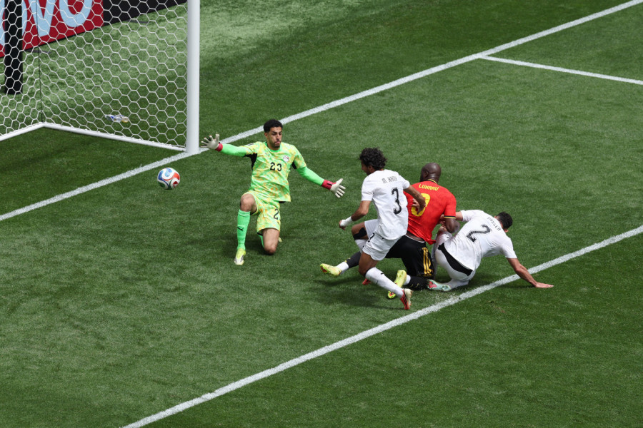 OVO SE NIKAD NIJE DESILO NA MUNDIJALU! Lukaku bio na terenu par sekundi i učestvovao u postizanju gola! (VIDEO)