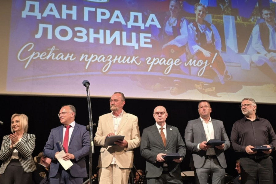 PREDSEDNIK ŠSS ANDRIJA JORGIĆ DOBITNIK PRIZNANJA GRADA LOZNICE