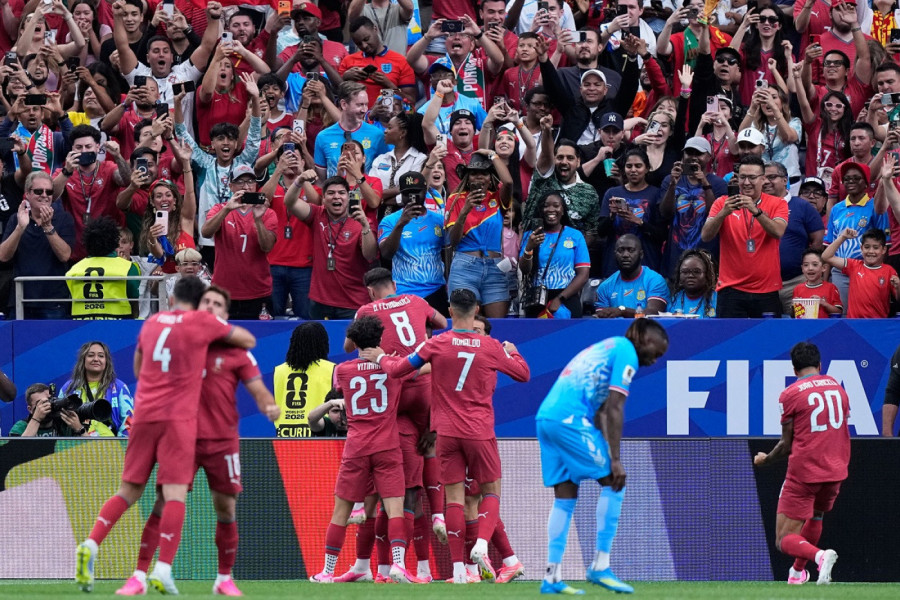 POTRESNE SCENE: Prvi gol Portugala na Mundijalu posvećen Žoti - roditelji u suzama prate meč sa tribina! (VIDEO)