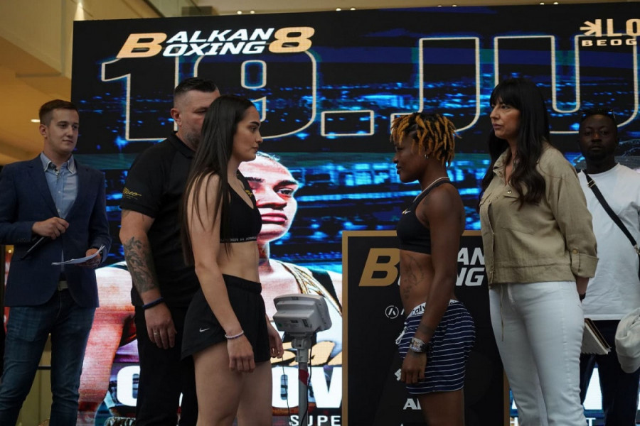 „VIDELA SAM STRAH U NJOJ!“ Sara Ćirković kroz osmeh zapalila atmosferu na "fejs ofu" pred Balkan Boxing 8 (VIDEO)