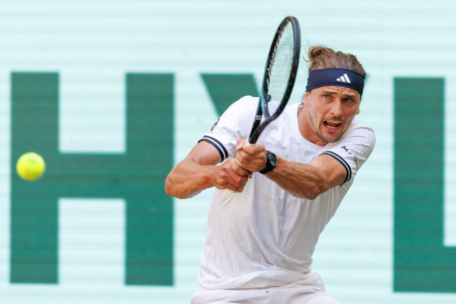 NOVAK ĐOKOVIĆ GLEDA I SMEŠKA SE: Evo šta je doživeo Aleksander Zverev, poslednji grend slem šampion