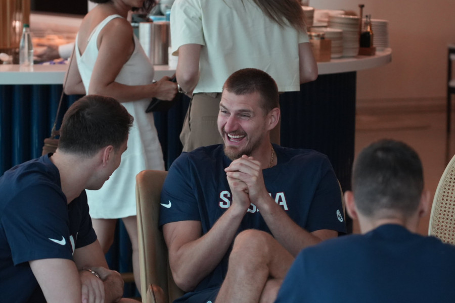 NIKOLA JOKIĆ PRAVIO ŠOU: Ovo sluti na dobar pohod prema Mundobasketu (FOTO)
