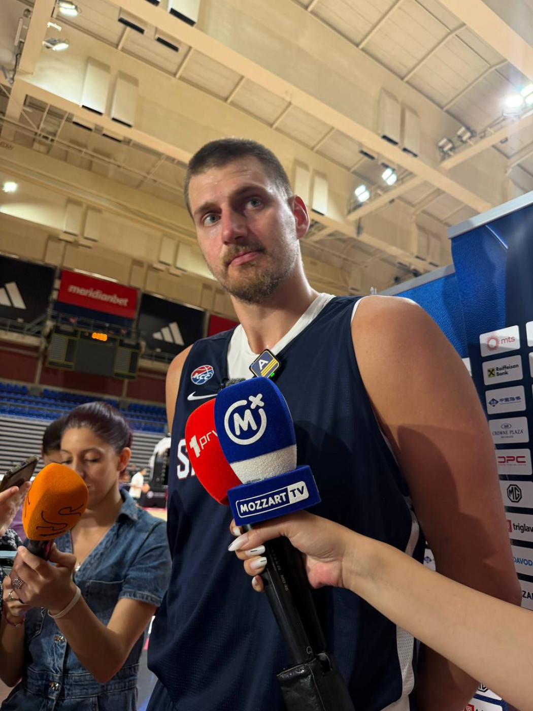 Nikola Jokić šokirao sve i pričao na treningu Srbije za srpske medije