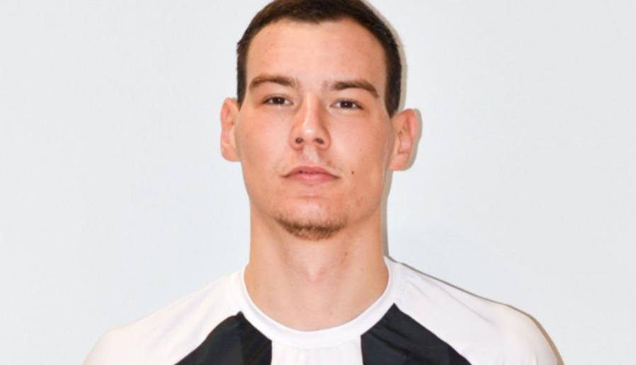 GROBARI U TRANSU: Stefan Janković ponovo zadužio dres Partizana!