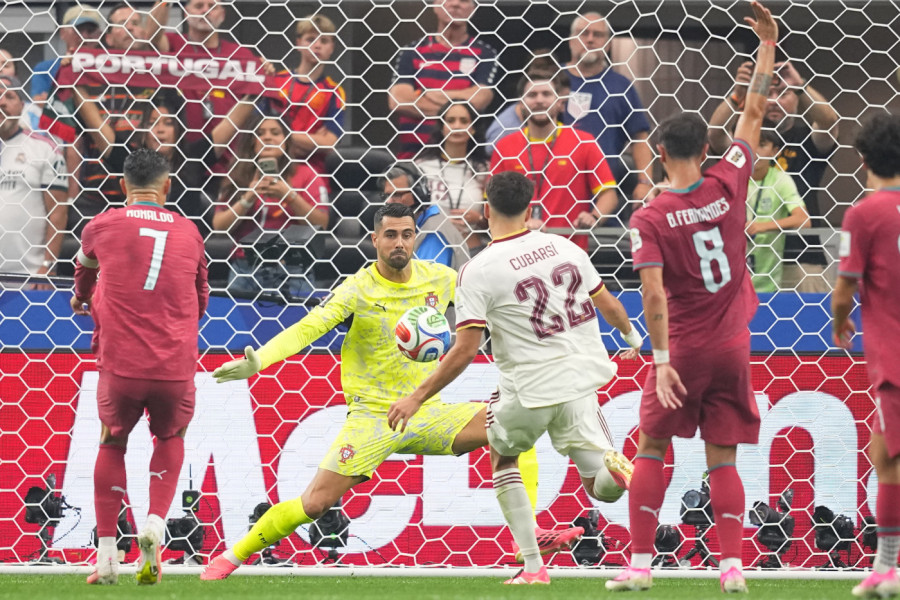 GOL KOJI JE POSLAO RONALDA U PENZIJU! Ovako je Španija pobedila Portugal i izbacila ga sa Mundijala! (VIDEO)