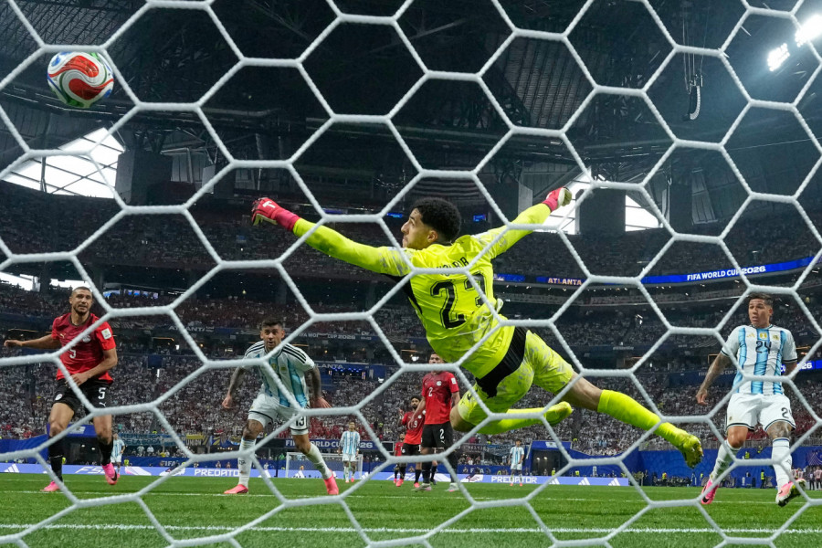 ARGENTINA I EGIPAT ODIGRALI NAJLUĐI MEČ MUNDIJALA! Autsajder imao 2:0 deset minuta pre kraja, Mesi režirao istorijski preokret prvaka sveta! (VIDEO)