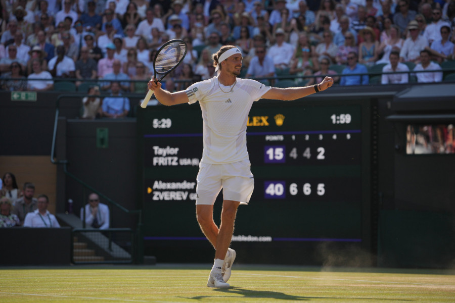 "TENIS JE SAMO TENIS, NIKO NEĆE UMRETI!" Zverev brutalno iskren pred meč sa najvećom senzacijom na Vimbldonu