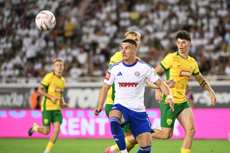 HAJDUK SLAVIO, MAKEDONCI STIGLI DO POBEDA! Bleda izdanja Sarajeva i Veleža!