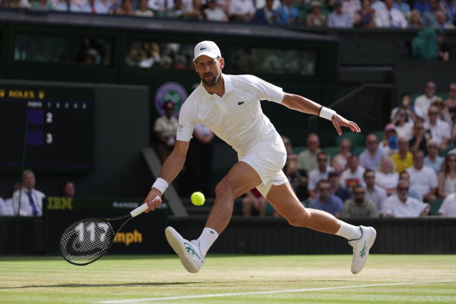 ĐOKOVIĆ - SINER: Janik stigao do seta - NOVAK MORA NEŠTO DA PROMENI!