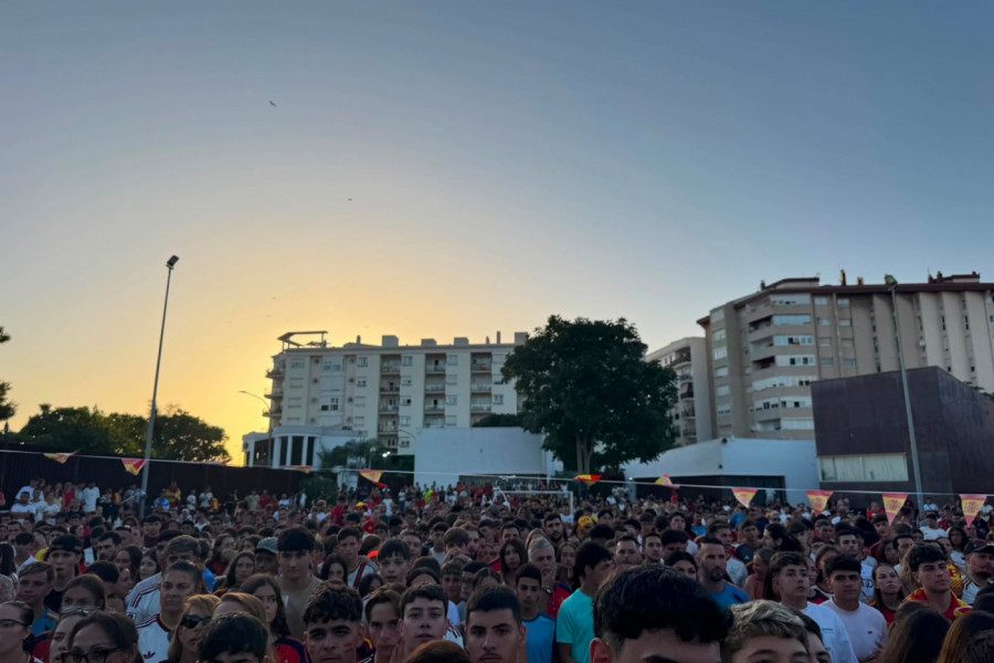ERUPCIJA VESELJA U ŠPANIJI: Pogledajte kako su navijači proslavili gol Mikela Merina! (VIDEO)