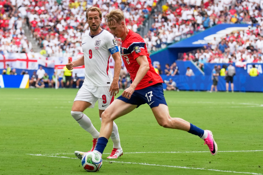 NORVEŠKA - ENGLESKA:  "Gordi albion" na kolenima - Pikford ovo nije mogao da odbrani!