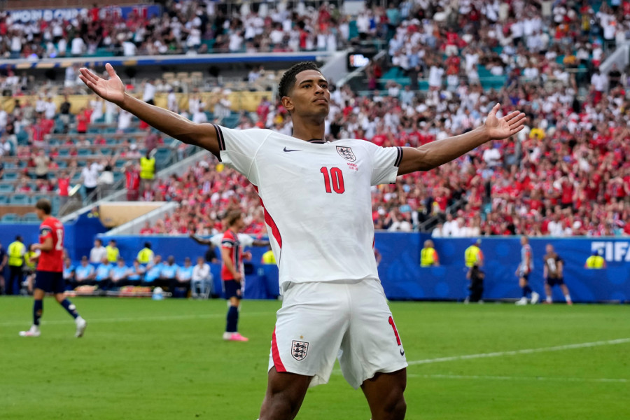 DOKAZ DA JE NORVEŠKA POKRADENA! Englezi priznali - evo zašto Belingemov gol nije smeo da bude priznat! (VIDEO)