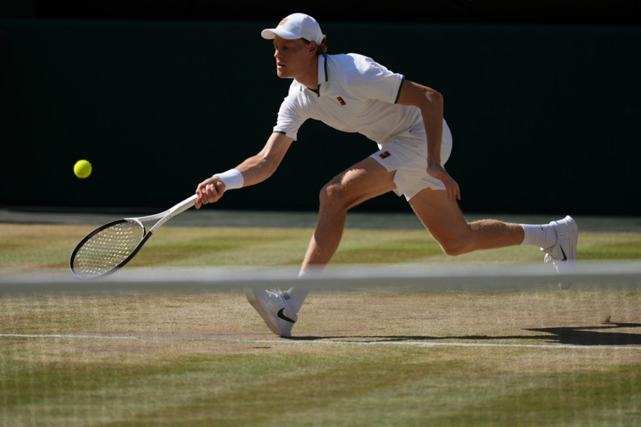 SINER - ZVEREV: Ogromna borba, napeto finale Vimbldona!
