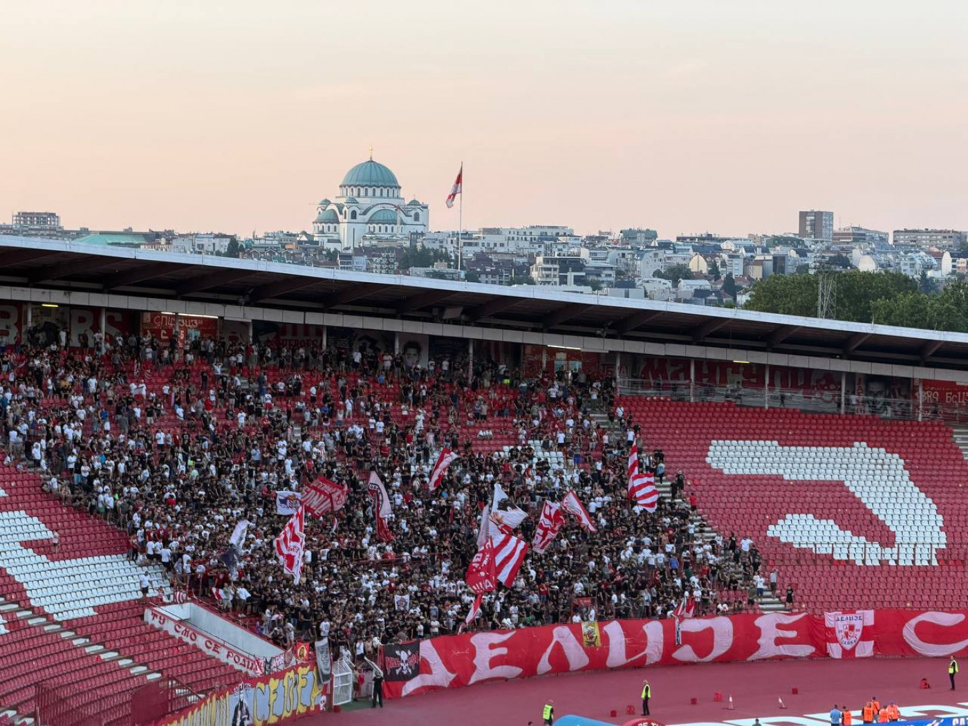 Vratila se Superliga, pogledajte atmosferu ispred Marakane pred Zvezda - Mačva